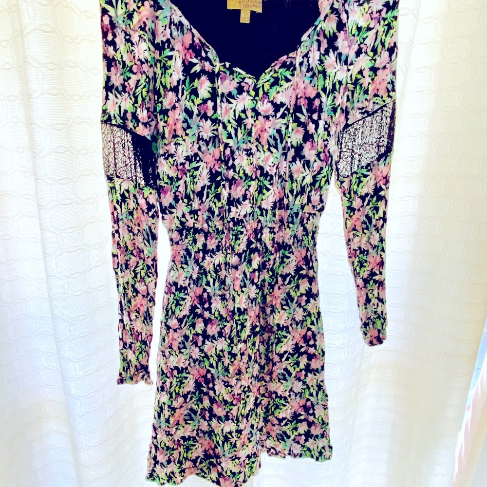 3/20* Princess VeraWang Black Floral Juniors Dress